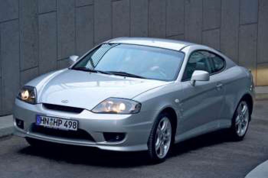 Hyundai coupe 2